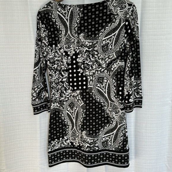 WHITE HOUSE BLACK MARKET BLACK & WHITE 3/4 SLEEVE TUNIC DRESS /BLOUSE SIZE M - Picture 5 of 6